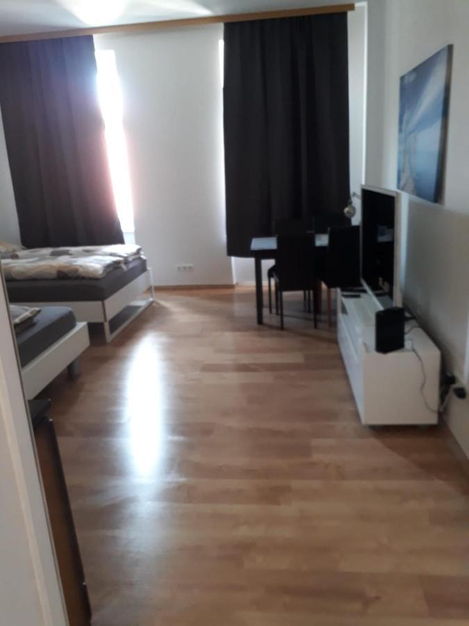 Schloessel 24 Viena